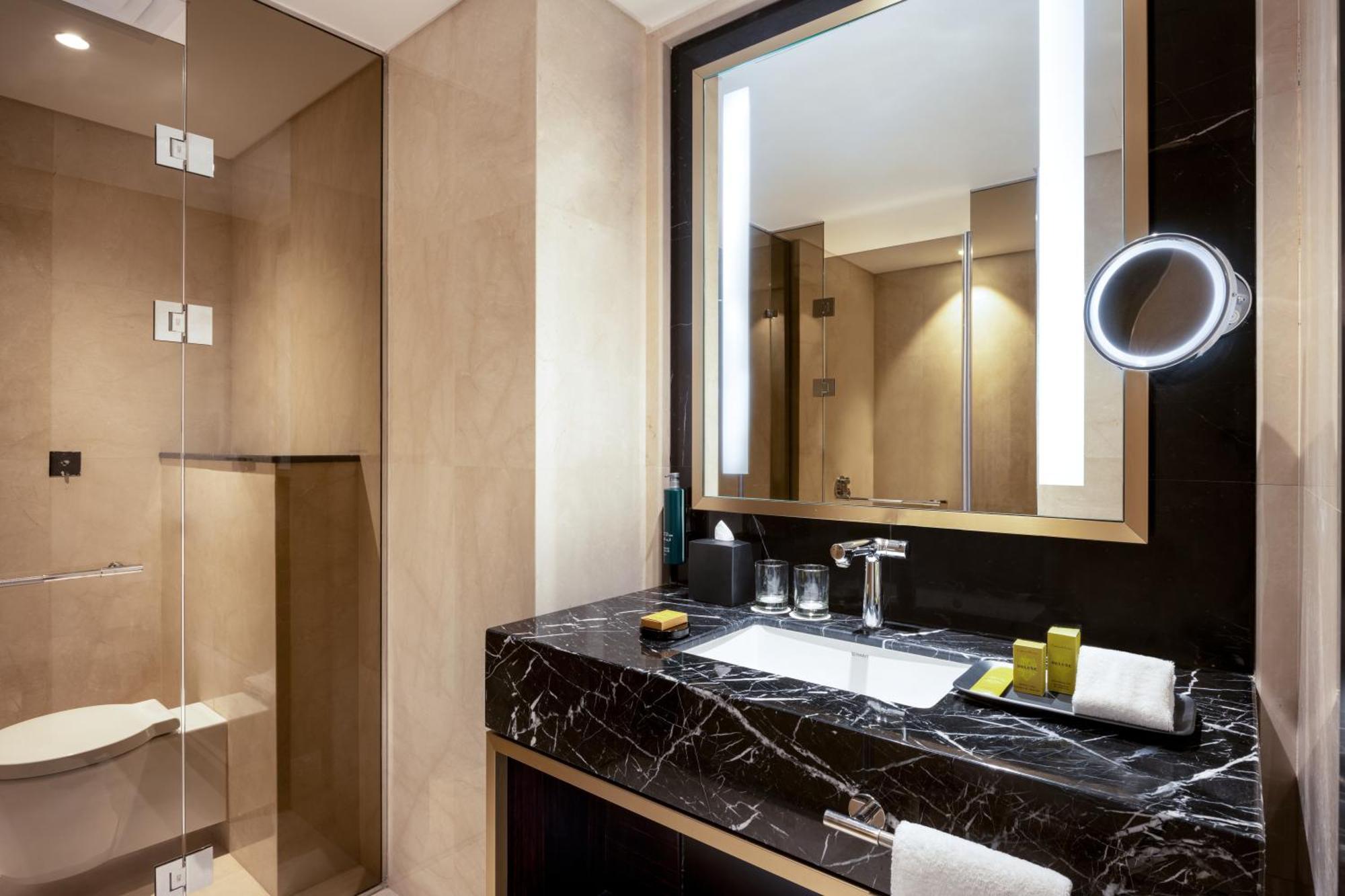 Hilton Riyadh Olaya Екстериор снимка