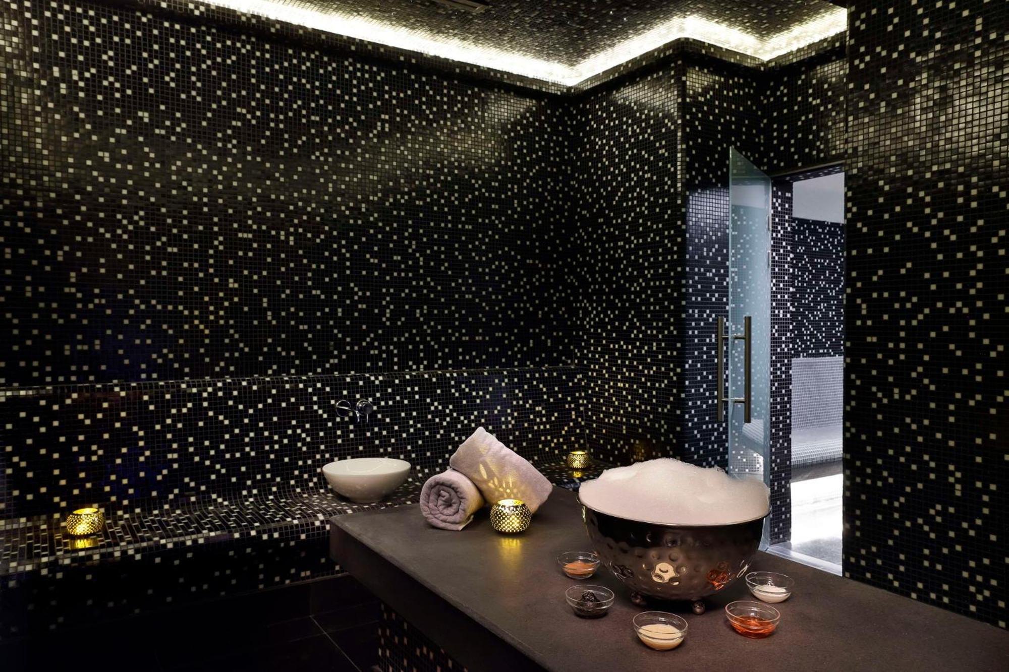 Hilton Riyadh Olaya Екстериор снимка