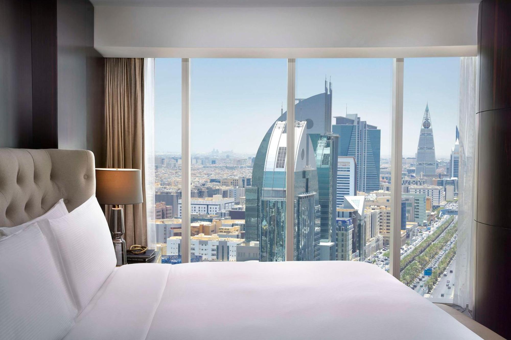 Hilton Riyadh Olaya Екстериор снимка