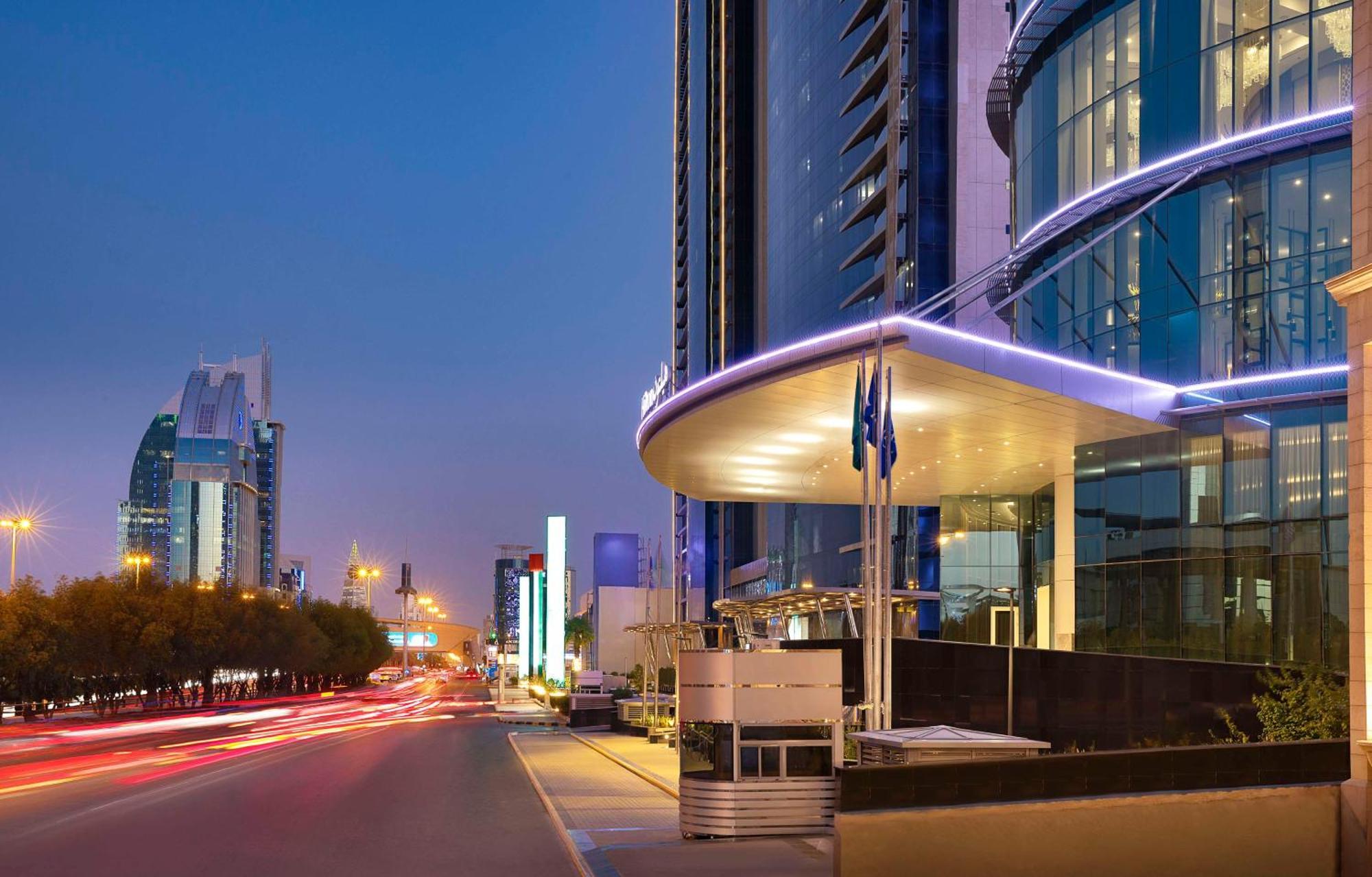 Hilton Riyadh Olaya Екстериор снимка