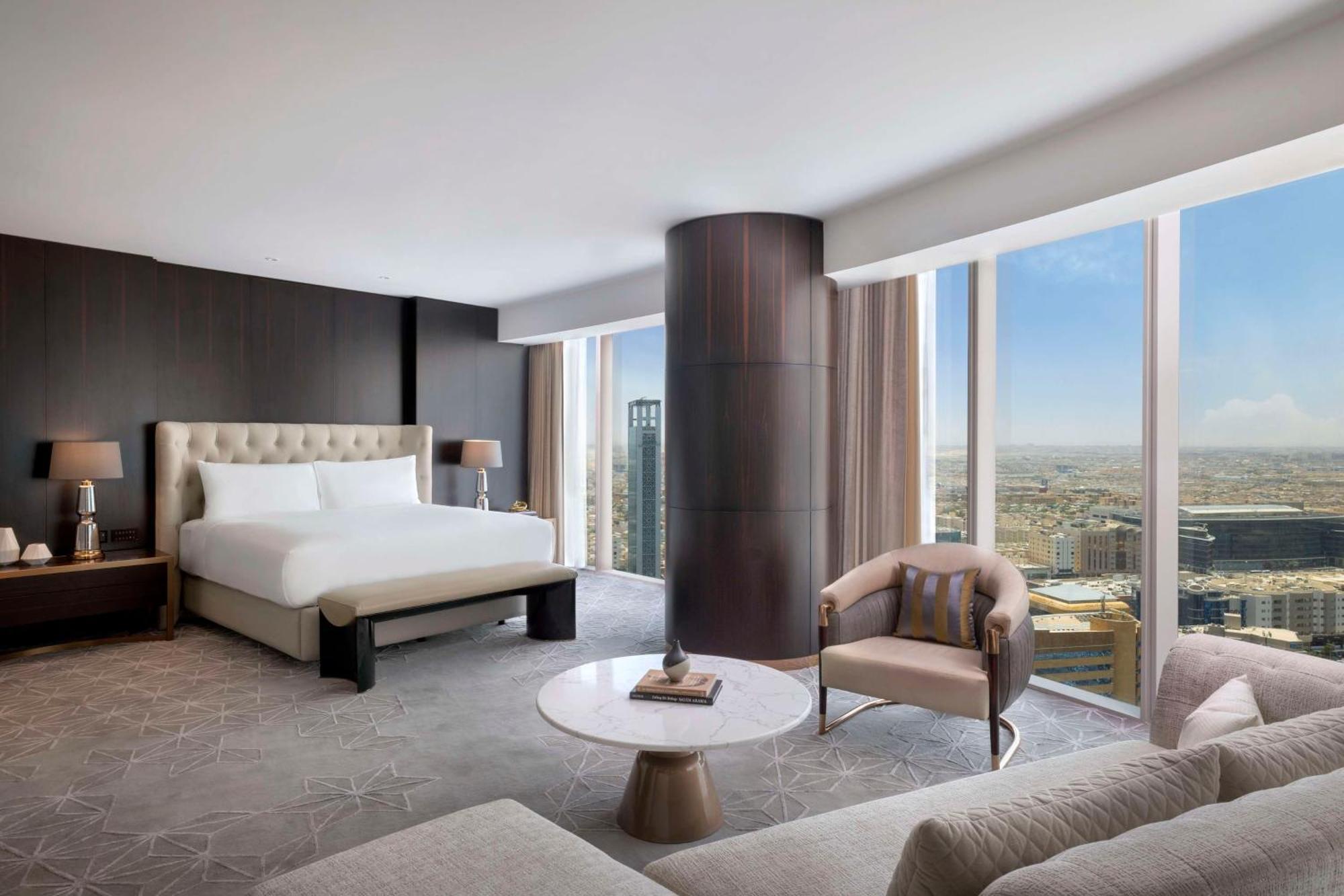 Hilton Riyadh Olaya Екстериор снимка