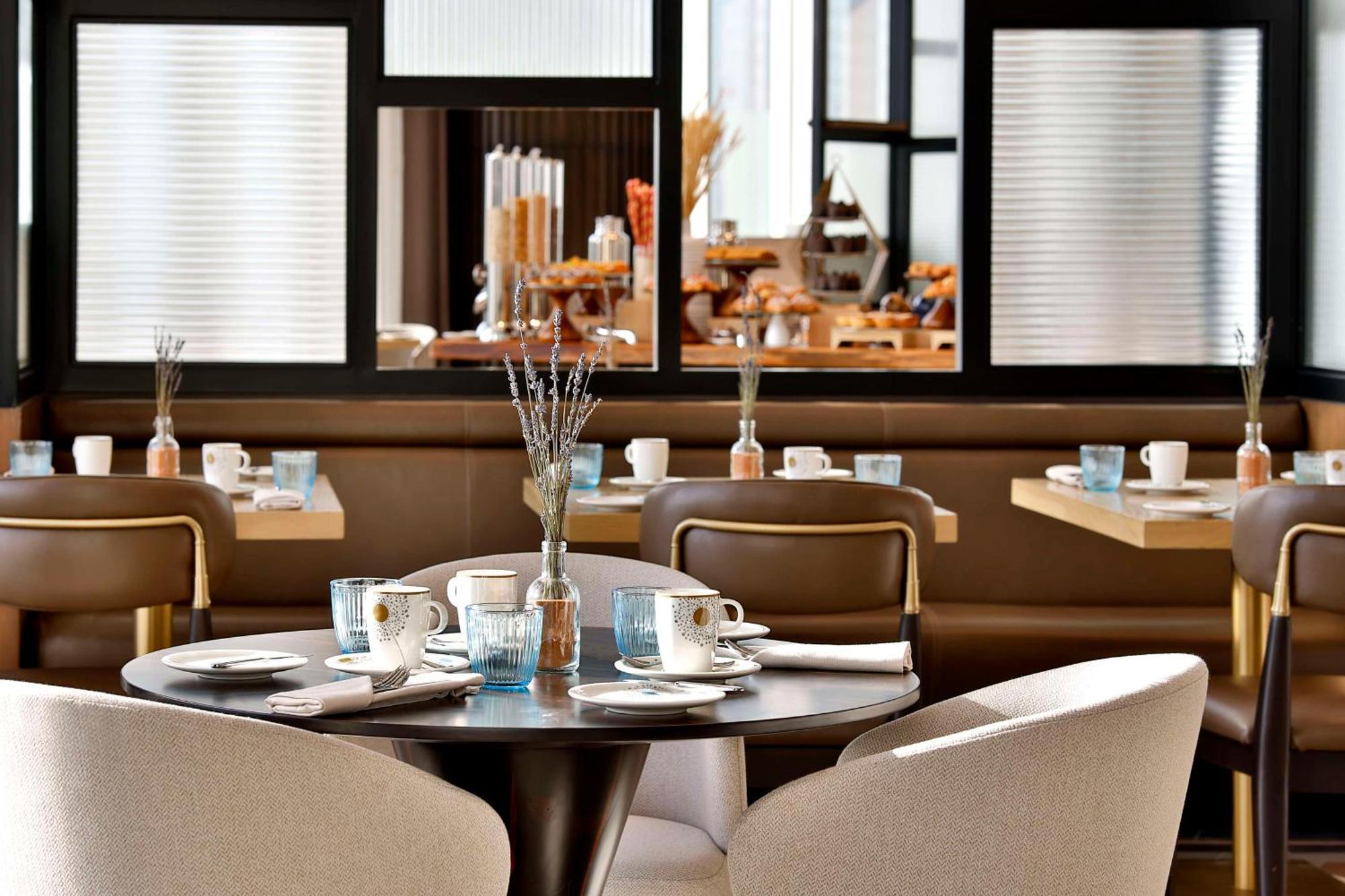 Hilton Riyadh Olaya Екстериор снимка
