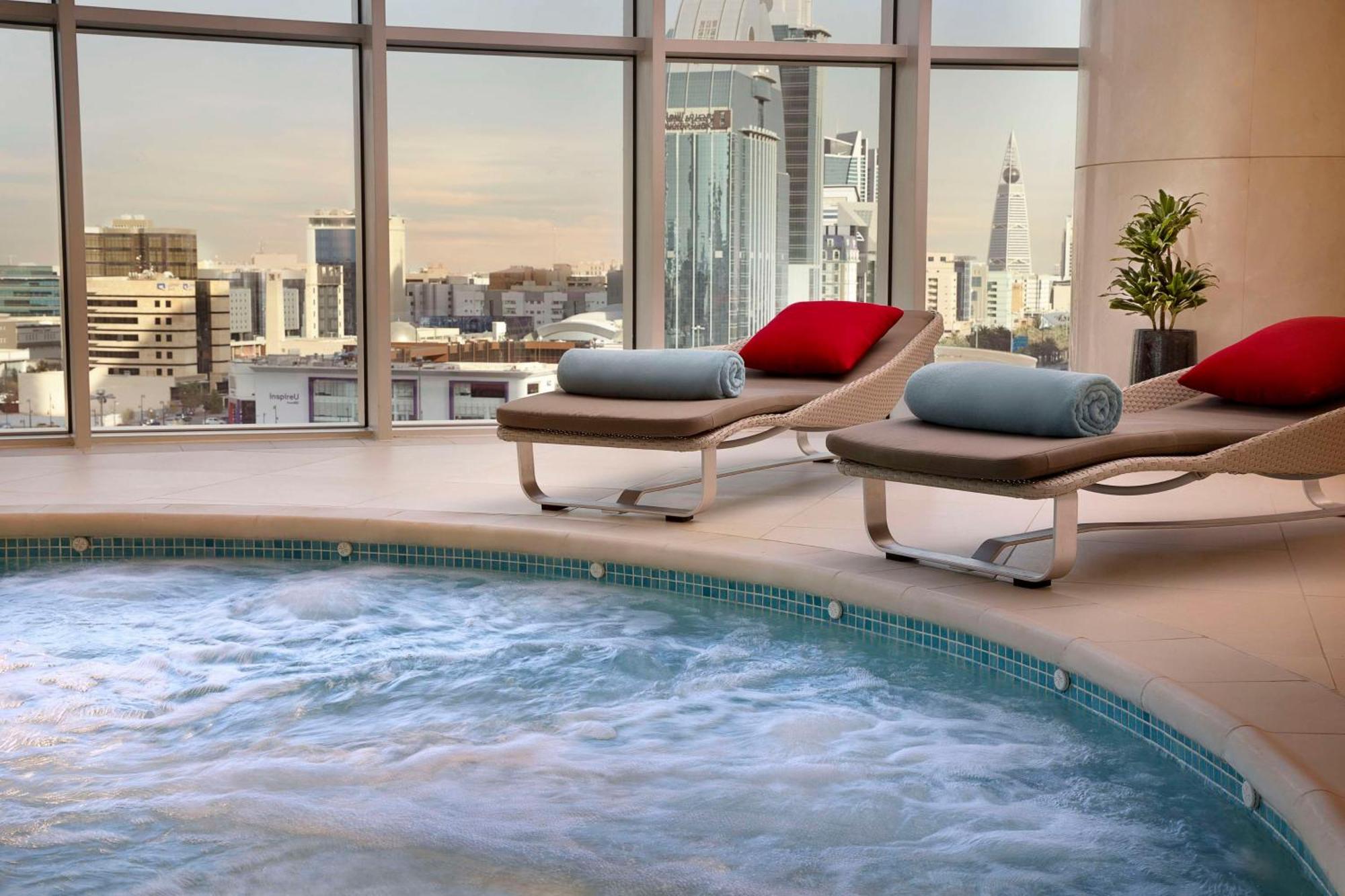 Hilton Riyadh Olaya Екстериор снимка