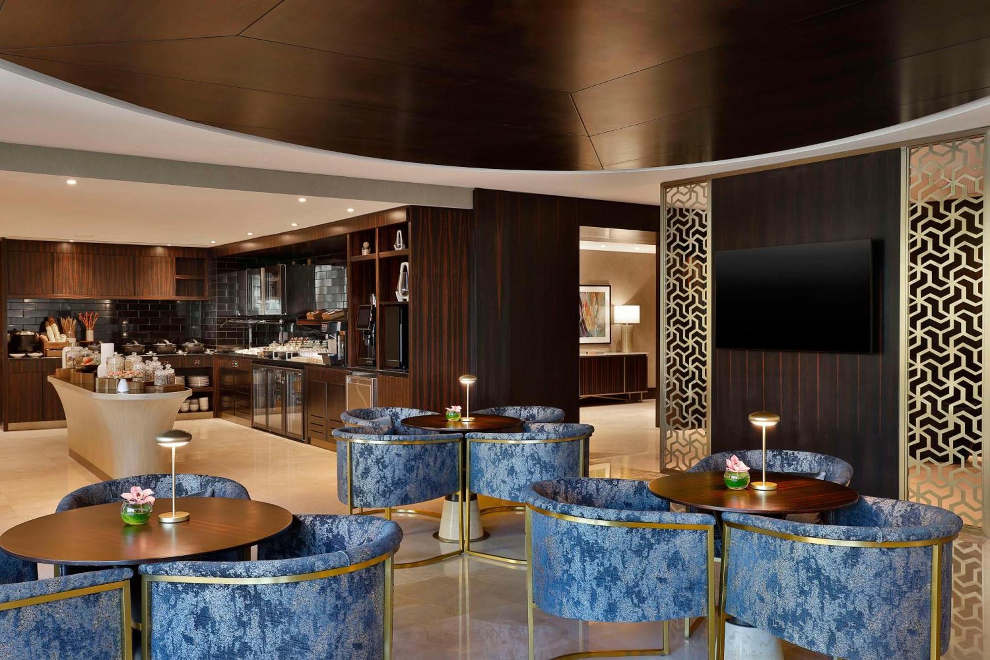 Hilton Riyadh Olaya Екстериор снимка